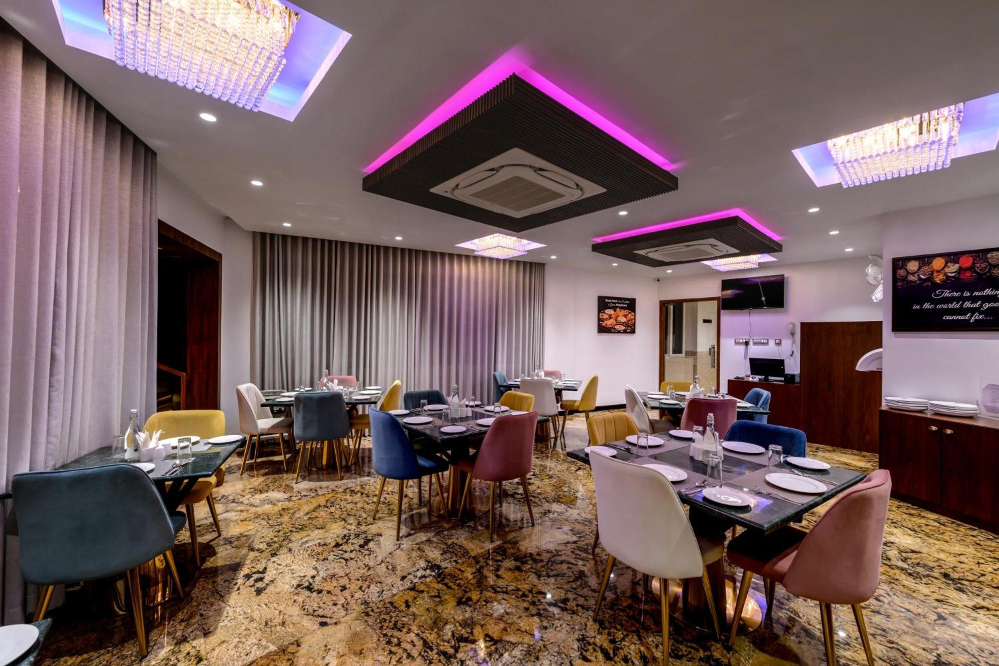 Sundex Hotel Thanjavur Esterno foto