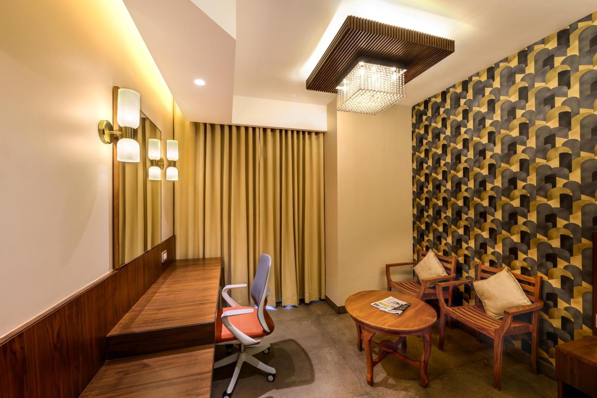 Sundex Hotel Thanjavur Esterno foto
